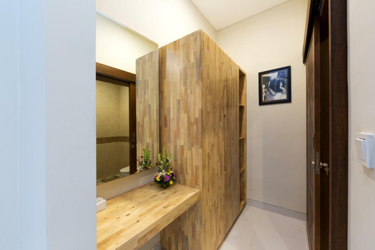 Paisa Seminyak Living Villa Екстериор снимка