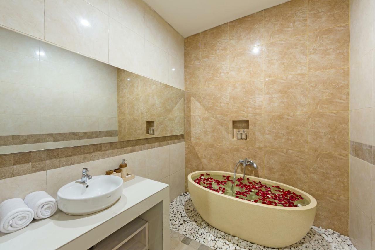 Paisa Seminyak Living Villa Екстериор снимка