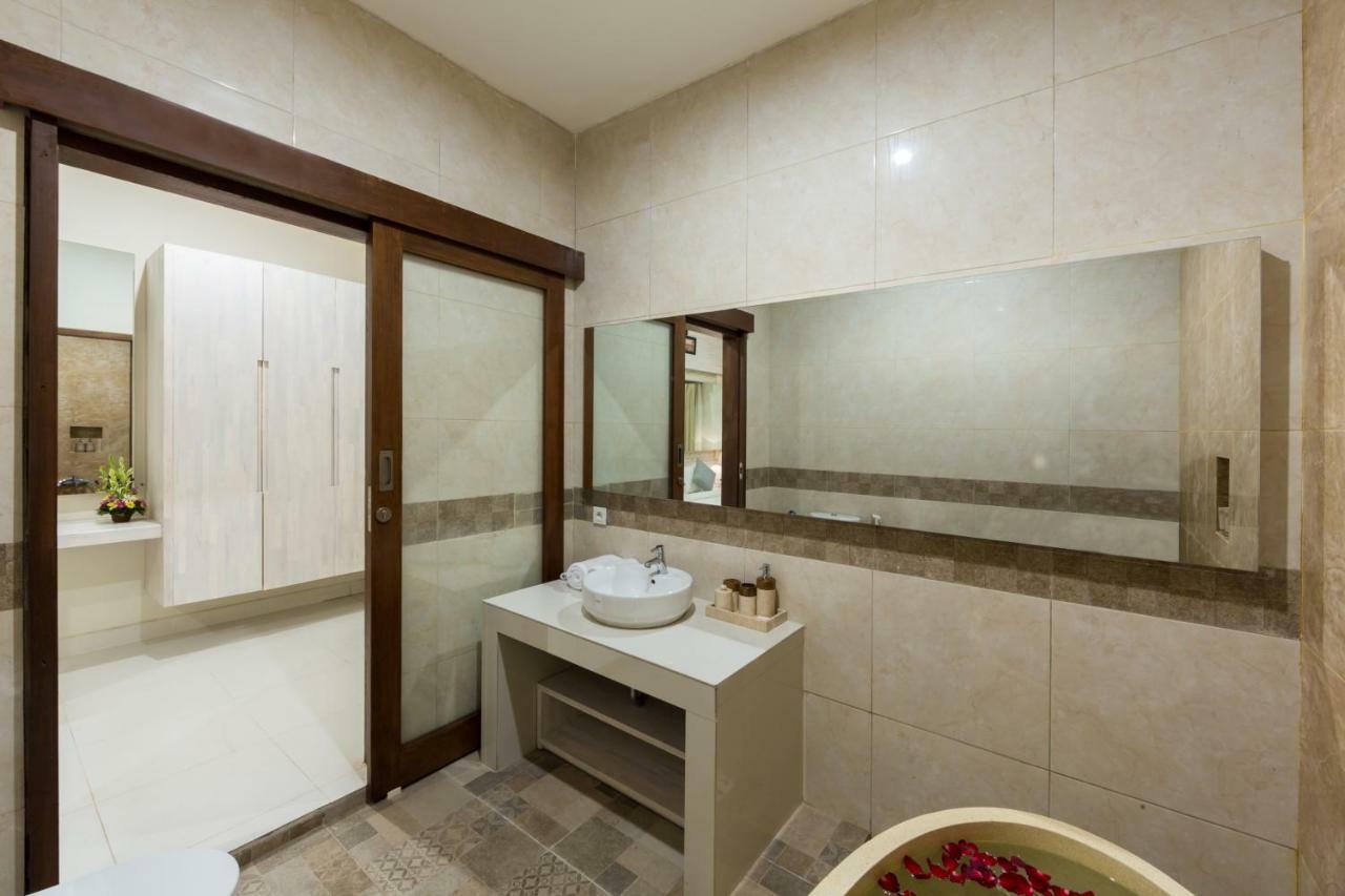 Paisa Seminyak Living Villa Екстериор снимка